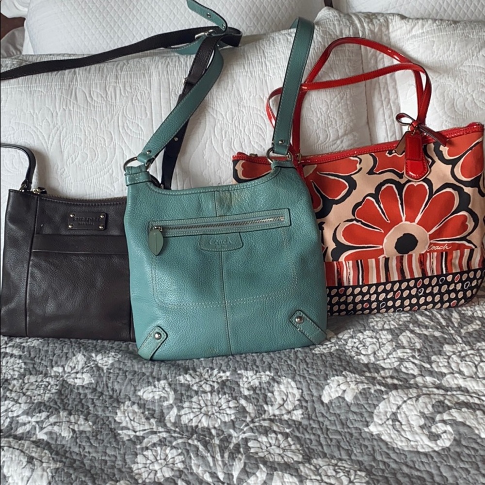 Two vintage coach and one Kate spade bundle set!